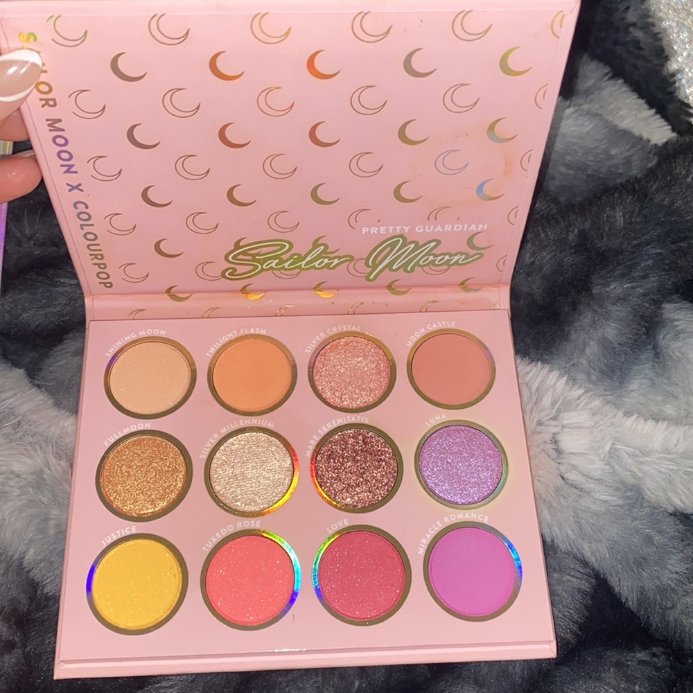 Color Pop Sailor Moon Collection - Picture 3 of 4